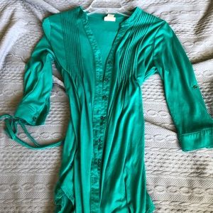Long mint green blouse